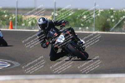 media/Sep-20-2025-TrackDaz (Sat) [[27f0cde673]]/A Group/2pm (Turn 9)/